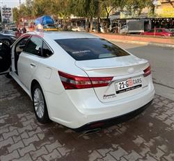 تويوتا أفالون